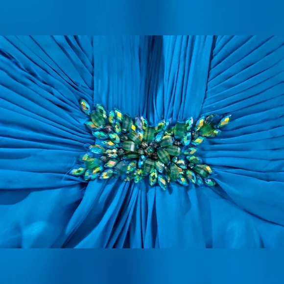 Prom formal full length gown - Picture 5 of 6